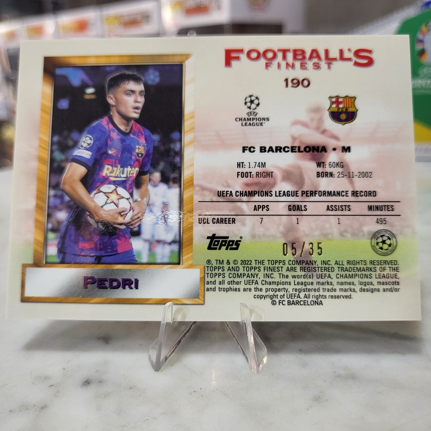 2021-22 Topps Finest Flashbacks UCL Soccer Prism Refractor #190 Pedri 5/35